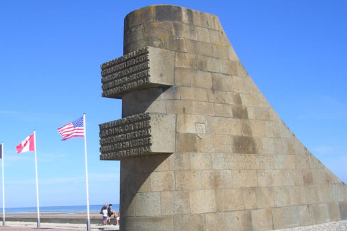 Monument signal d’omaha beach : découvrez ce lieu chargé d’histoire