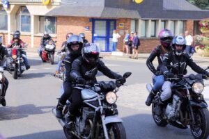 Les commerçants locaux au cœur de la fête de la moto